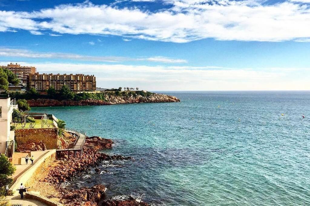 Renovado Apartamento En Zona Residencial A Pasos Del Mar Salou Bagian luar foto